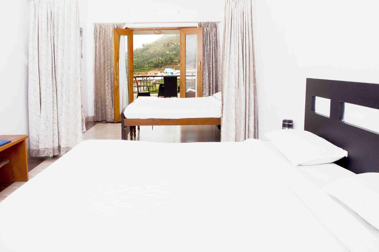 Hotel Mount n Mist à Ooty Extérieur photo